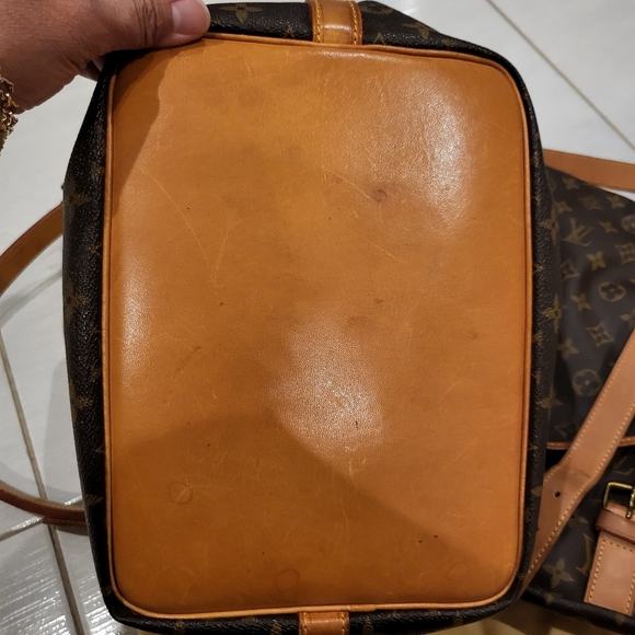 Authentic Louis vuitton petit noe bucket - Picture 3 of 8